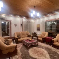 یک دست مبل هفت نفره