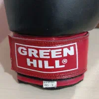 یه عدد کیسه بکس سالم در حد نو و دو جفت دستکش بکس|تجهیزات ورزشی|مشهد, چهارچشمه|دیوار