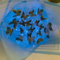 دسته گل پروانه ای چراغ دار