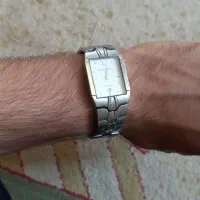 ساعت موتور سوئیسی اصل با قدمت بالای ۲۰ سال