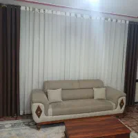 پرده شیک درحد نو پهناش 4متر بلندیش 2/70