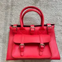 کیف قرمز چرم کاملا نو