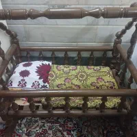 گهواره نوزاد چوبی