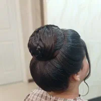 میکاپ وشینیون|خدمات آرایشگری و زیبایی|رشت, رشتیان|دیوار