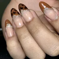 کاشت ناخن ۴۸۰