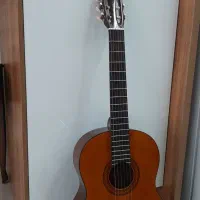 گیتار یاماها c40