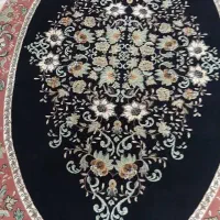 فرش بیضی طرح سلطنتی در حد نو