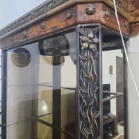 بوفه چوبی و فرفورژه ۴ طبقه