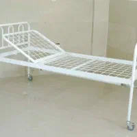 تخت بیمار تک شکن