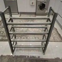 جاکفشی، قفسه طبقه