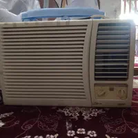 کولر پنجره ای ال جی کاملا سالم و سرما دهی بالا