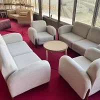 فروشنده خانم