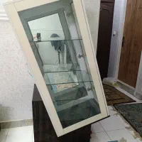 ویترین با نور از داخل