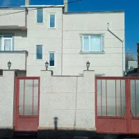 رهن طبقه اول از ویلایی دوطبقه 130متری دوخواب