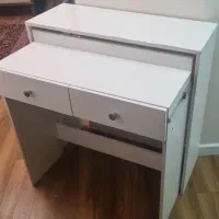 میز تحریر کشویی کم جا سفید رنگ