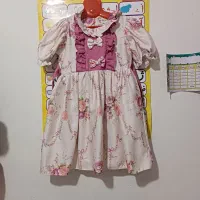 پیراهن بچگانه در حد نو