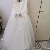 لباس عروس در حد نو و تمیز