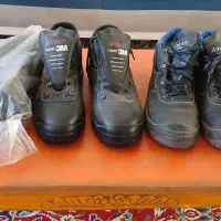 سه جفت کفش ایمنی|کیف، کفش، کمربند|مبارکه, |دیوار