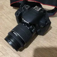 دوربین عکاسی Canon 700D