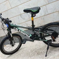 دوچرخه اولمپیا ۲۰|دوچرخه، اسکیت، اسکوتر|ری, شهادت|دیوار