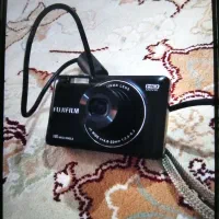 دوربین جیبی فوجی