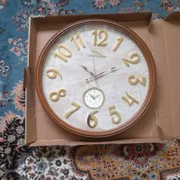 ساعت دیواری