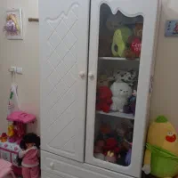 تخت و کمد کودک