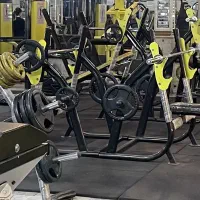 منشی اقا جهت کار در باشگاه