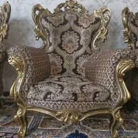 مبل ۹ نفره همراه با یک میز و دو تا میز عسلی|مبلمان خانگی و میز عسلی|برخوار, |دیوار