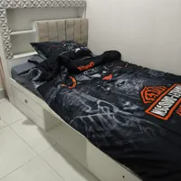 تخت یک و نیم نفره