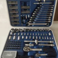 ابزارآلات و جعبه بکس