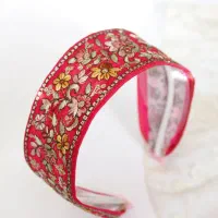 تل سر سوزن دوزی