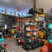 استخدام نیرو آقا ابزار فروشی