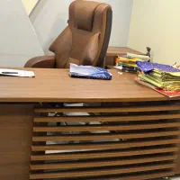 میز و صندلی مدیریتی