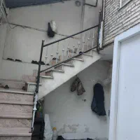 واحد طبقه اول ۸۰متری