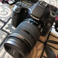 دوربین حرفه ای 70d canon