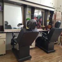 سالن آرایشی با کلیه وسایل آرایشی|آرایشگاه و سالنهای زیبایی|قیدار, |دیوار