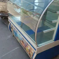ویترین مغازه