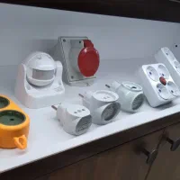 محافظ،محافظ زیر کنتوری،سه راهی و سه راهی بدون سیم|سایر لوازم برقی|قم, چهل درخت|دیوار