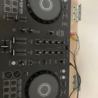 دستگاه دیجی، کنترلر