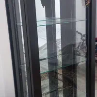 ویترین ام دی اف در حد نو، و یک ساعت دیواری|بوفه، ویترین، کنسول|تهران, حسن‌آباد|دیوار
