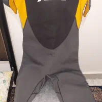 لباس و تجهیزات غواصی|غواصی و ورزشهای آبی|ری, علایین|دیوار