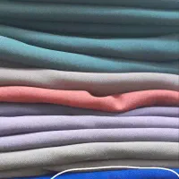 مقنعه رنگ آبی کاربنی