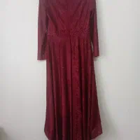 تعدادی لباس نو یکبار پوشیده شده|لباس|رودهن, |دیوار