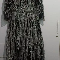 لباس مجلسی در حد نو