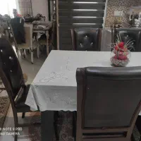 میز ناهار خوری ۶ نفره . سالم