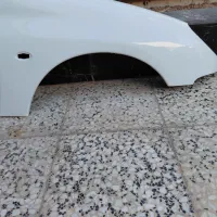 گلگیر شرکتی سمت راننده ۲۰۶ رنگ شده