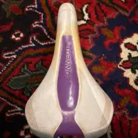 زین دوچرخه کورسی