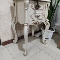 تلفن و میز تلفن