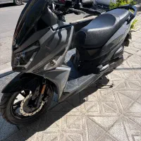 J 200